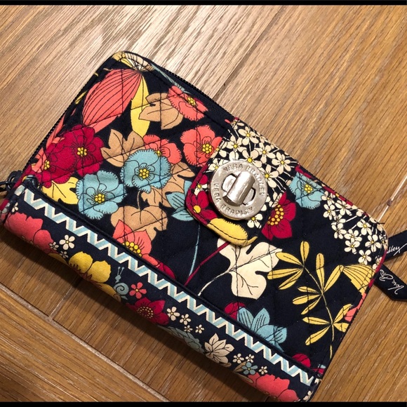 Vera Bradley Handbags - Vera Bradley Wallet